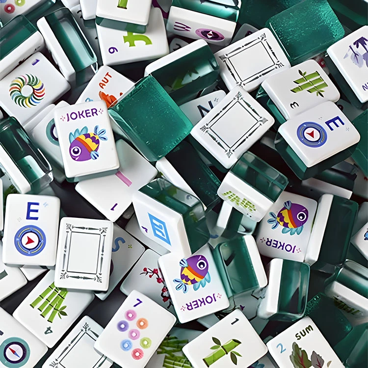 Smaragdgrüne, kristallklare Mahjong-Fliesen aus Acryl