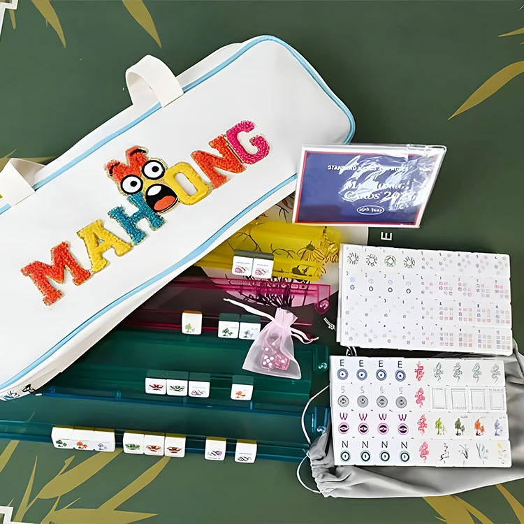 Weißes Cartoon-Emoji-Mahjong-Set
